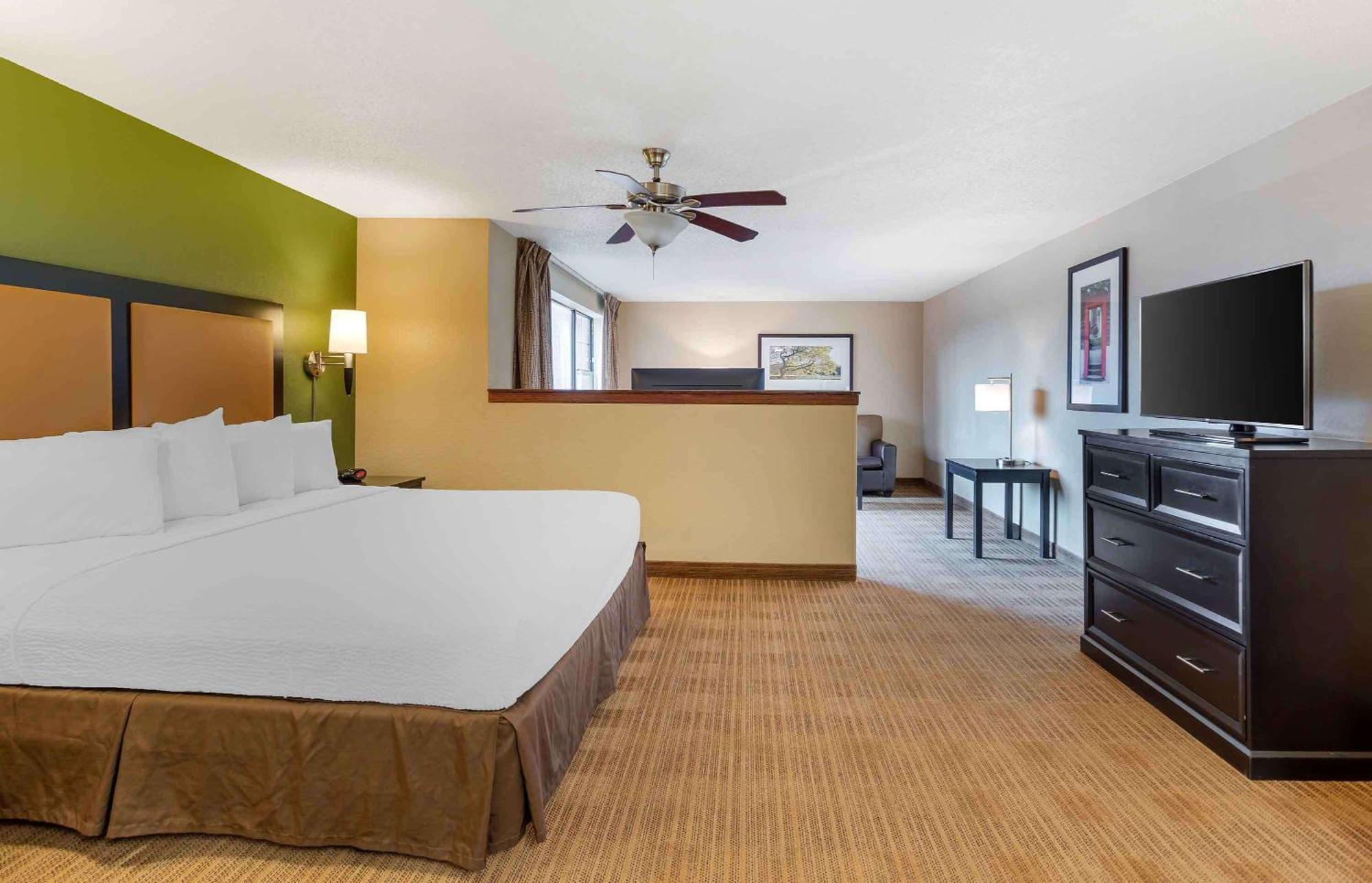 Extended Stay America Suites - Chicago - Vernon Hills - Lake Forest Exterior photo